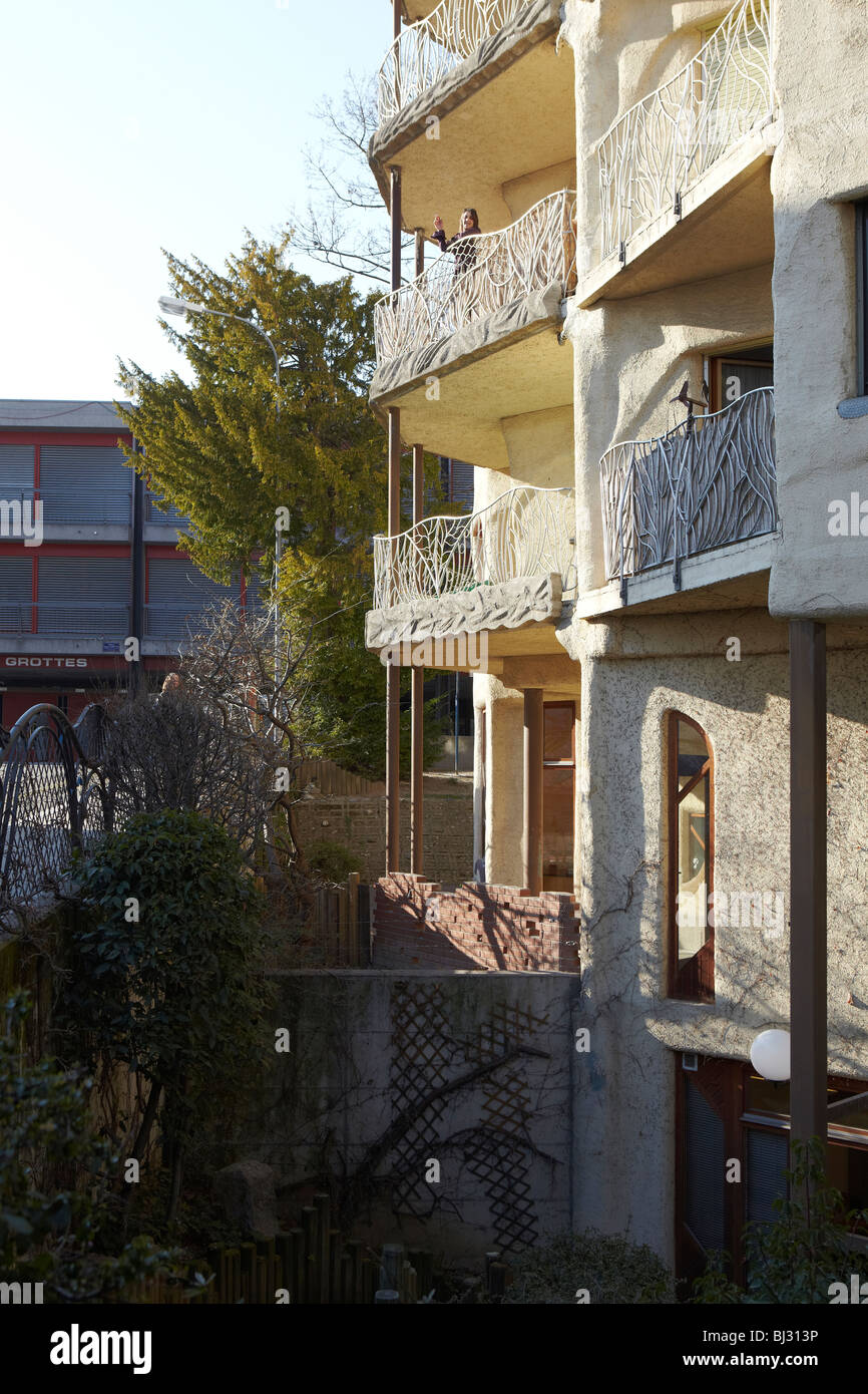 Schtrumpfs Gebäude, 23-29 Rue Louis-Favre, im Stadtteil funky Les Grottes hinter dem Bahnhof Stockfoto