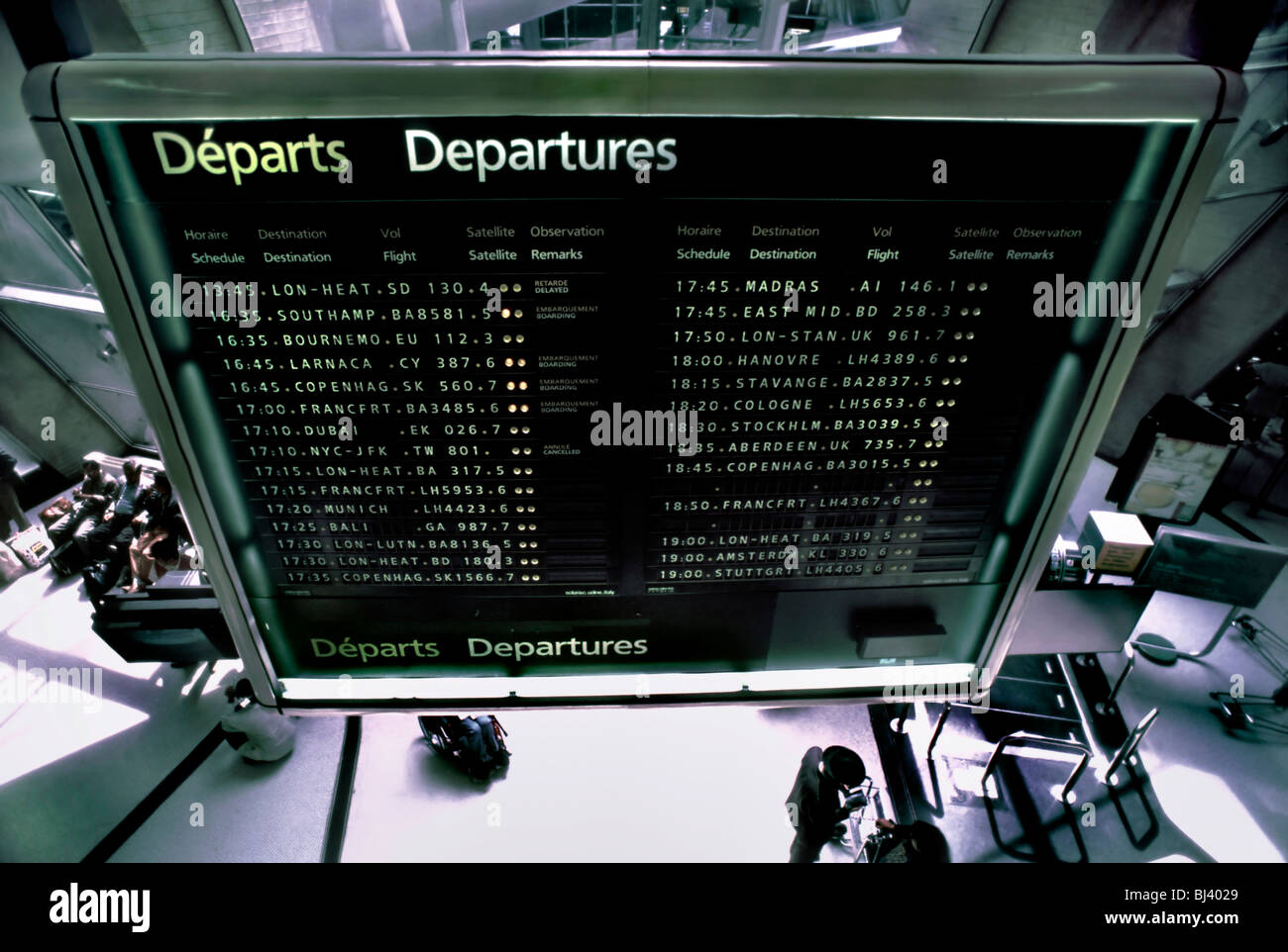 Paris, France, Roissy-Charles-de-Gaulle Airport, Main Hallway. Departures Sign, Detail. Stockfoto