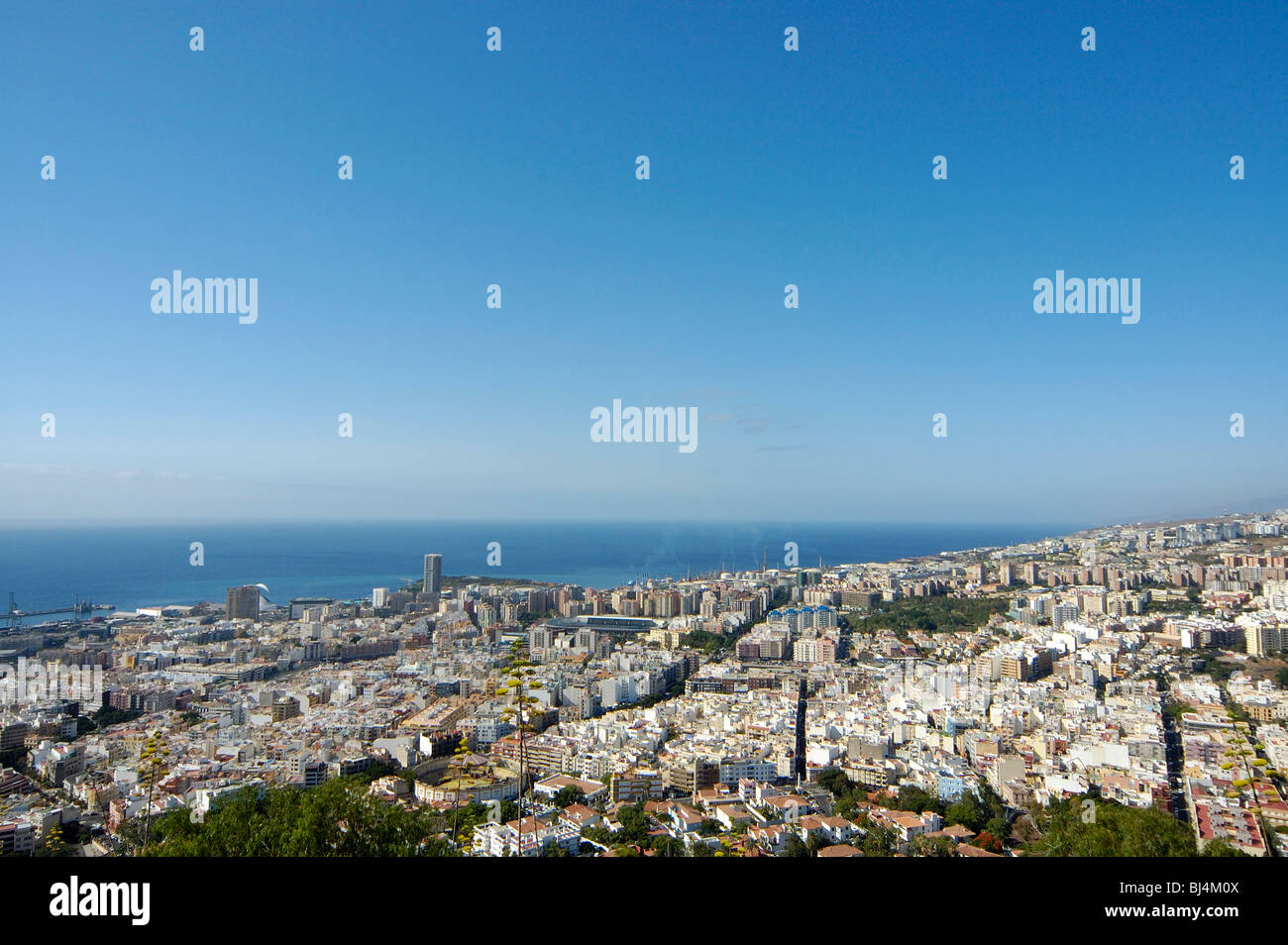 Spanien, Kanarische Inseln, Teneriffa, Santa Cruz, Ansicht über die Stadt Stockfoto