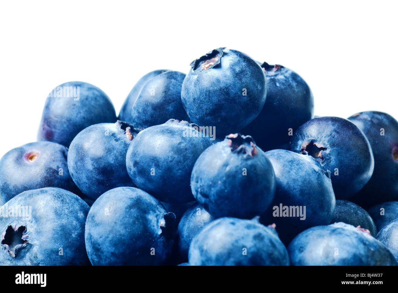 Heidelbeeren isoliert auf reinen weißen Hintergrund--nicht grau! Stockfoto