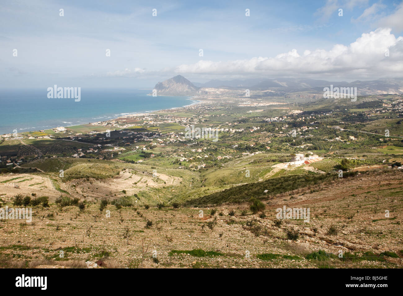 Sizilien-Landschaft, sonniger Tag im Frühling Stockfoto