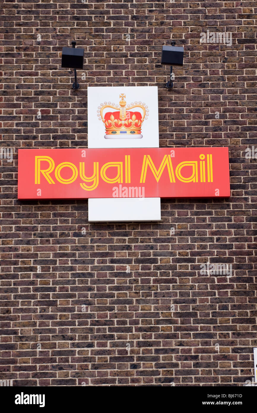 Woking Royal Mail Anfrage Büro Stockfoto