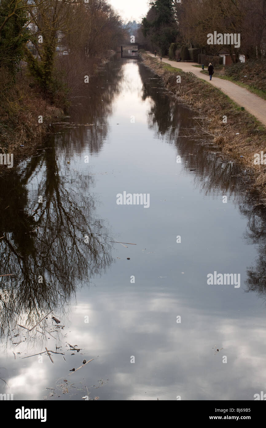 Basingstoke Canal in Woking Stockfoto