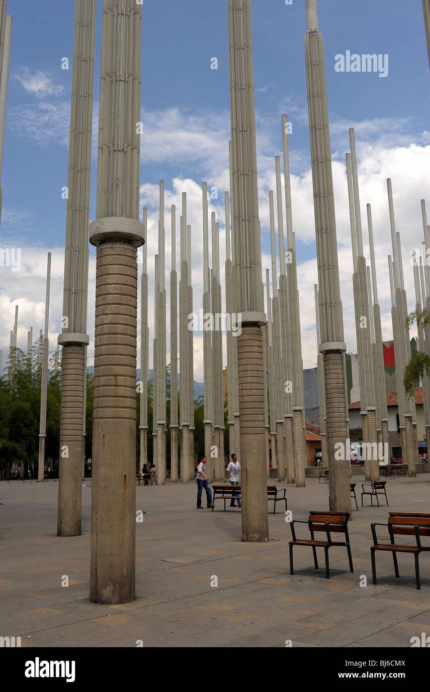 "Park Of Lights" umfasst 300 24 Meter hohen Spirale Lampen Stockfoto