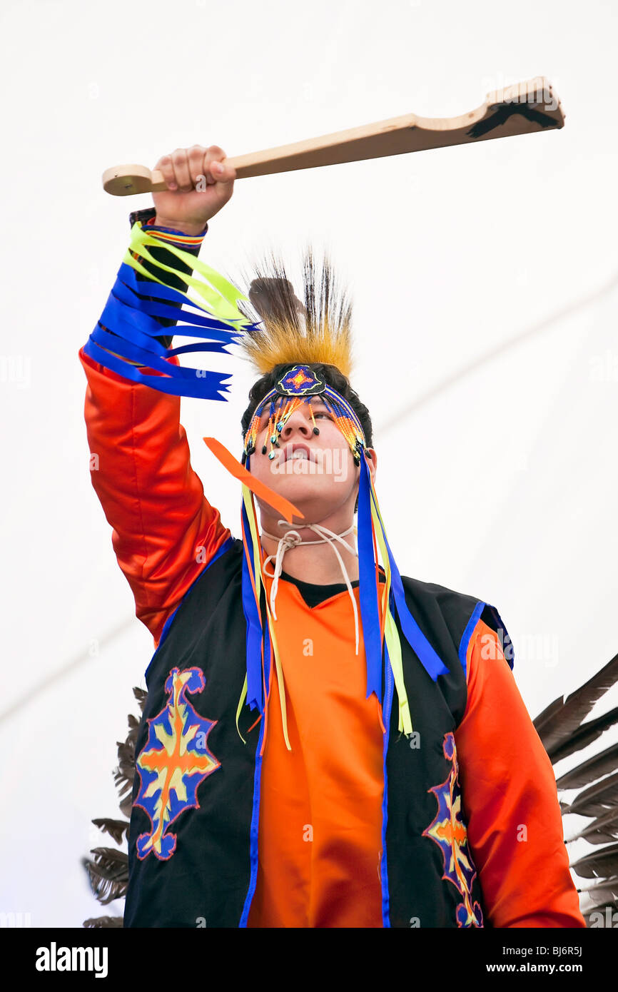 Porträt der Tänzerin stolz native Canadian / erste Nationen.  Winnipeg, Manitoba, Kanada. Stockfoto