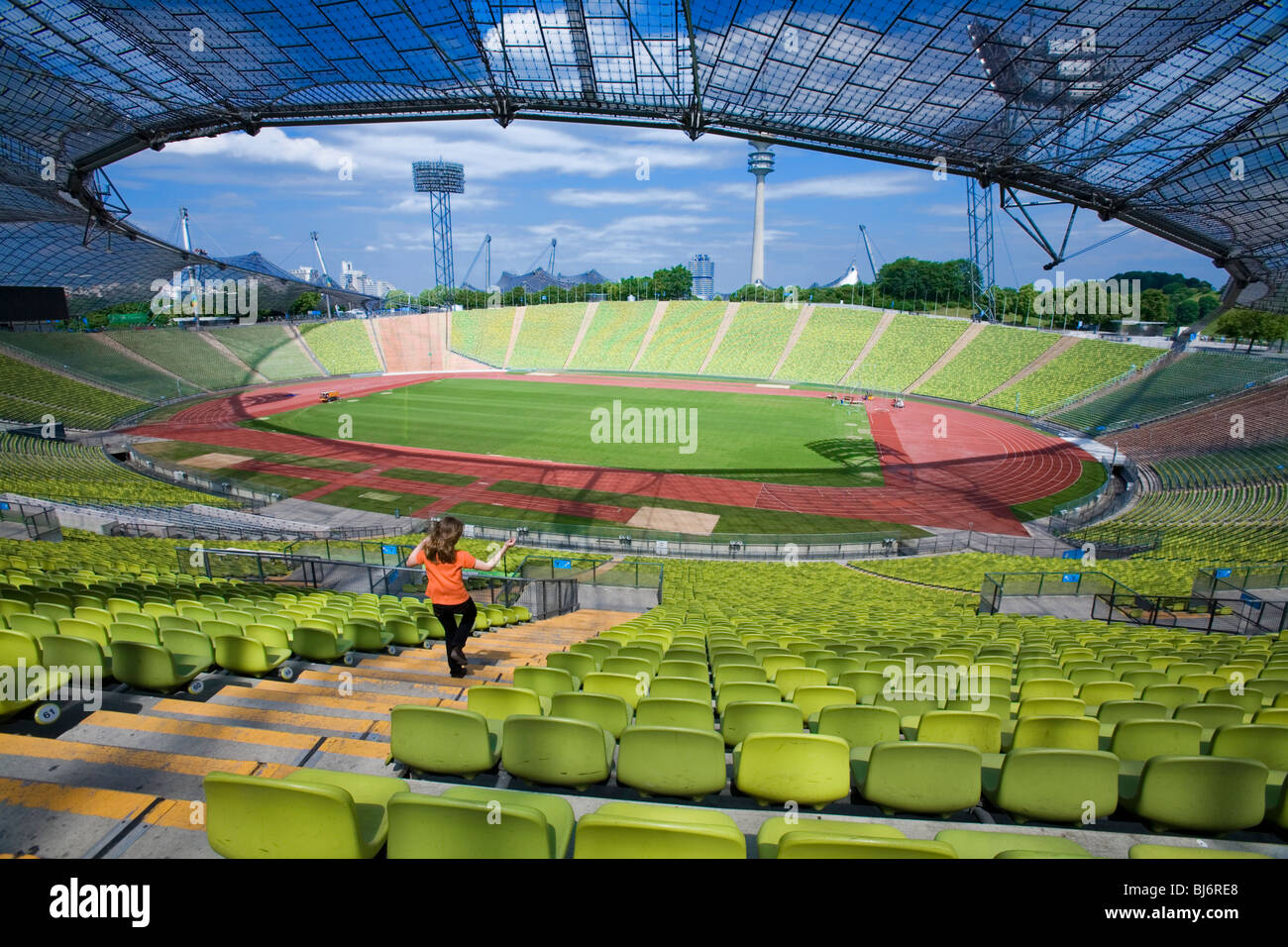 Frei Otto spannte Strukturen für die Olympischen Spiele in München 72. Olympic Stadium und Park. München Stockfoto