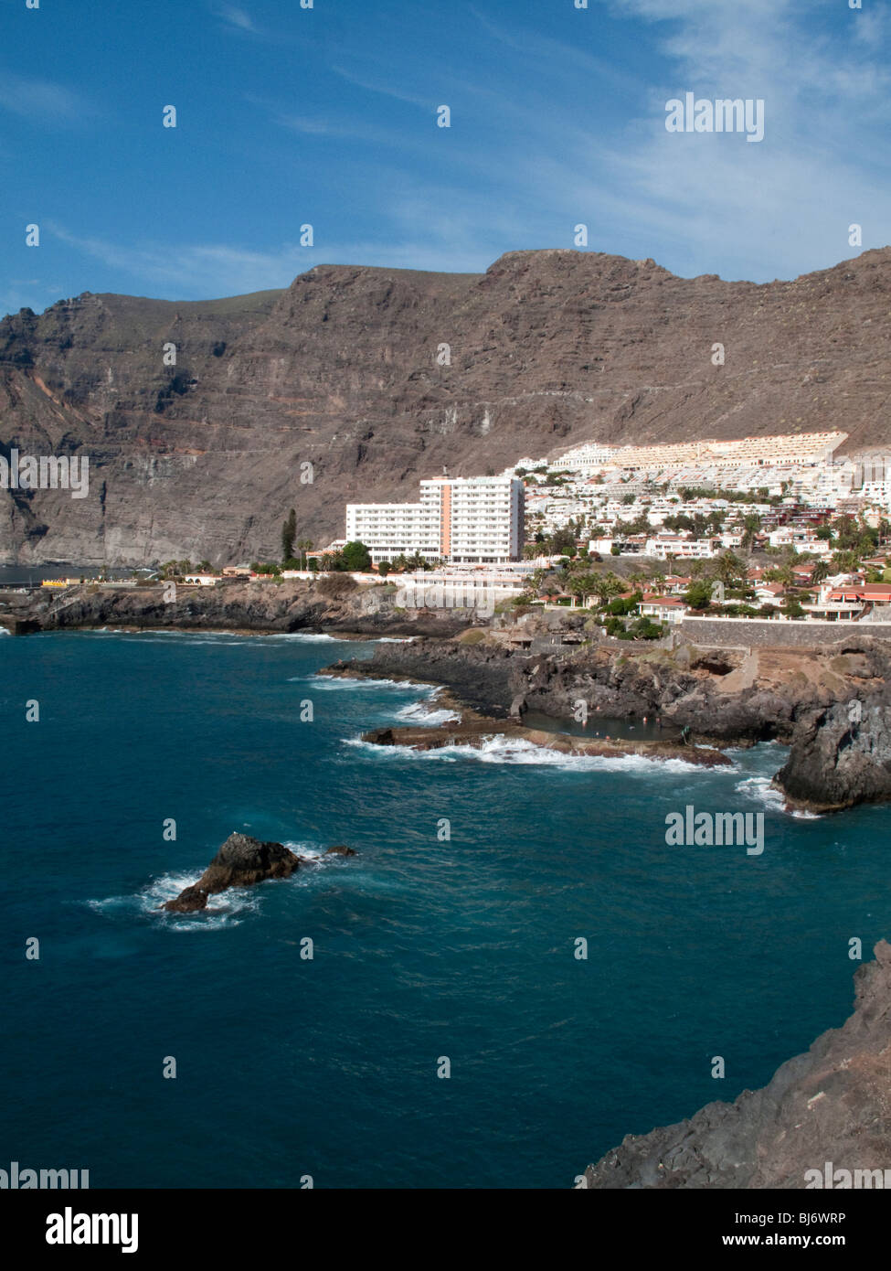 Die Klippen von Los Gigantes. Teneriffa, Kanaren, Spanien Stockfoto