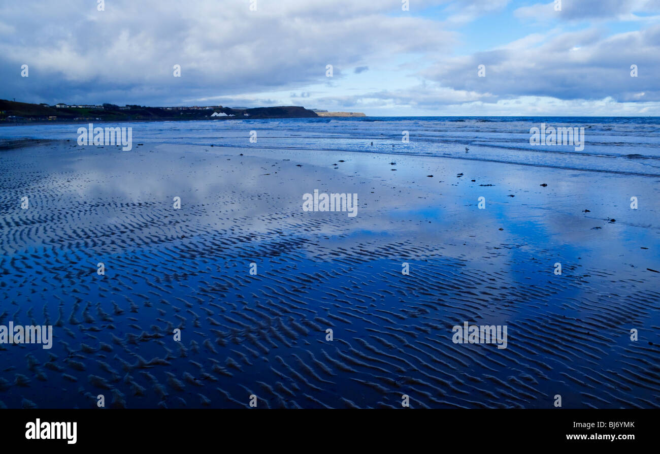 Der Strand am Scarborough North Bay in North Yorkshire England UK Blick nach Norden Stockfoto