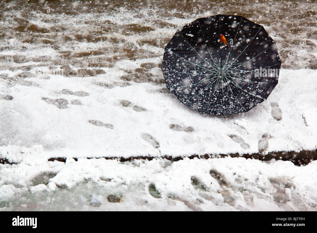 Es schneit in Manhattan, New York City Stockfoto