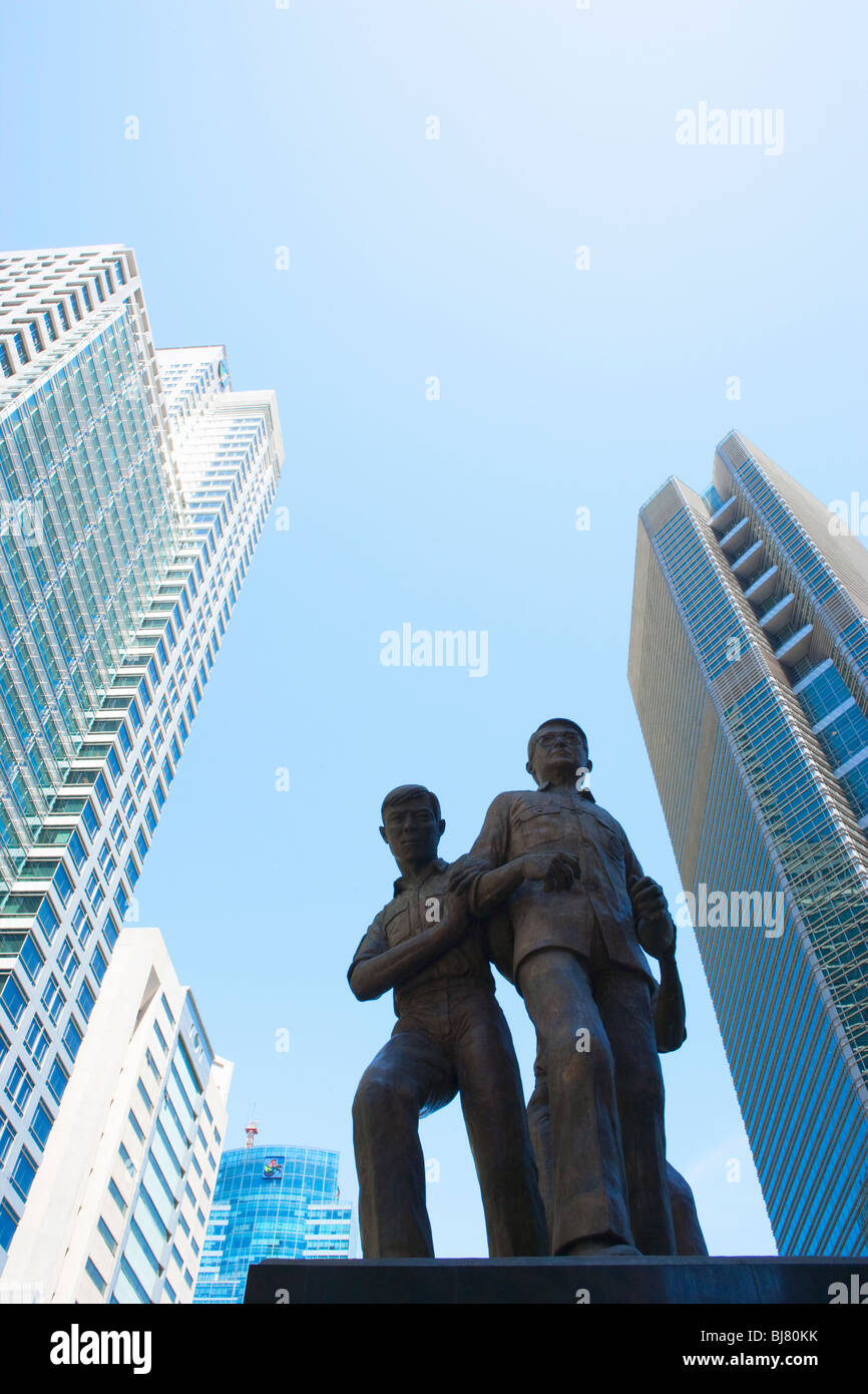 Aquino Statue Geschäftsviertel Makati; Manila; Philippinen Stockfoto