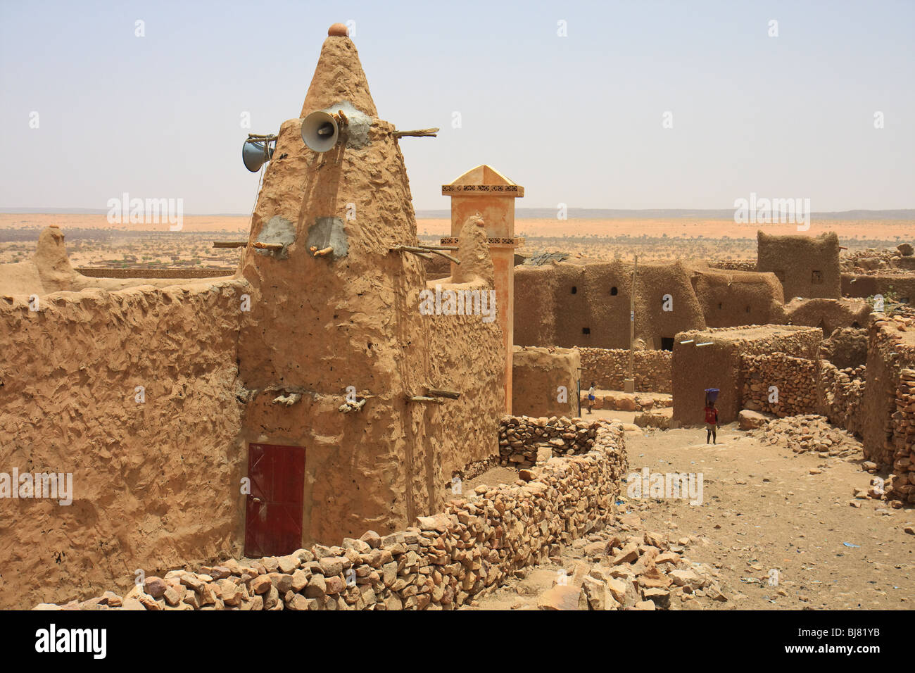 Mali Berg Afrikas Hombori rockt Straßen Stockfoto