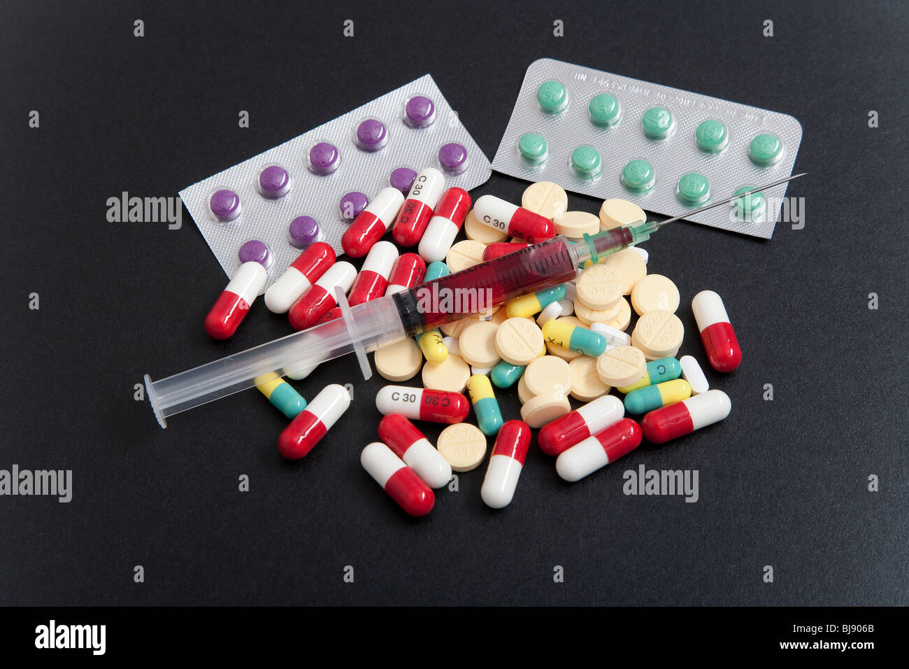 Medikament Paraphernalia equipment products oder Materialien und illegale Drogen Stockfoto