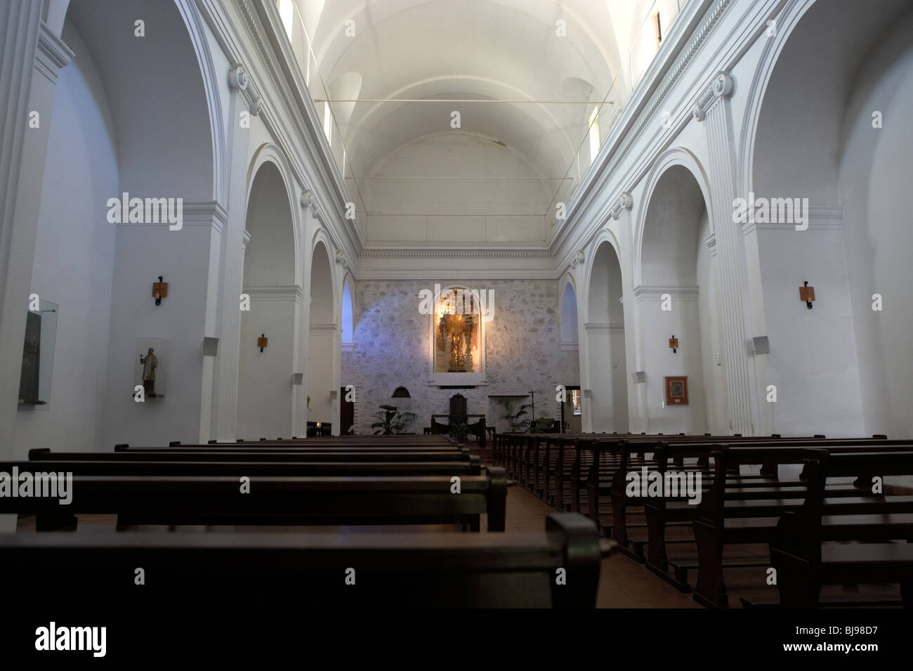 Innenraum der Basilika del Santisimo Sacramento Allerheiligsten Barrio Historico Colonia Del Sacramento Uruguay Südamerika Stockfoto