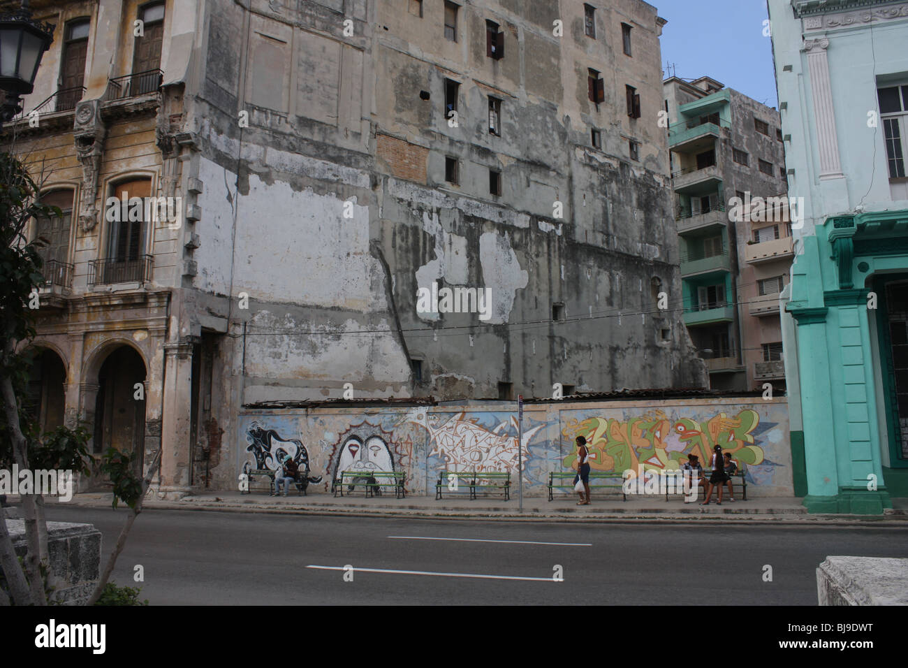 Verfallenden Gebäude in Havanna Stockfoto