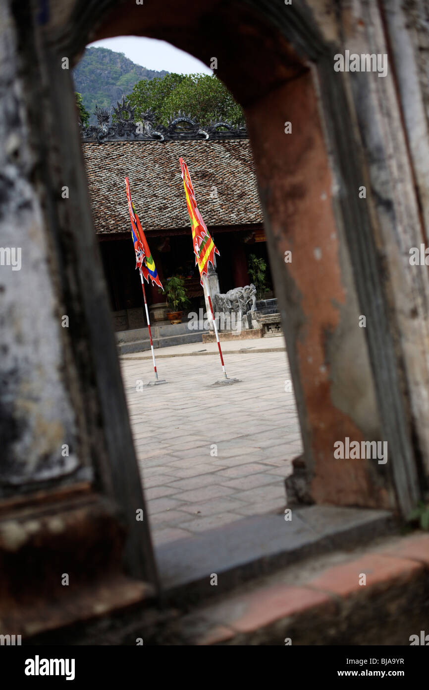 Hoa Lu-Tempel in der Nähe von Ninh Binh in Nordvietnam Stockfoto