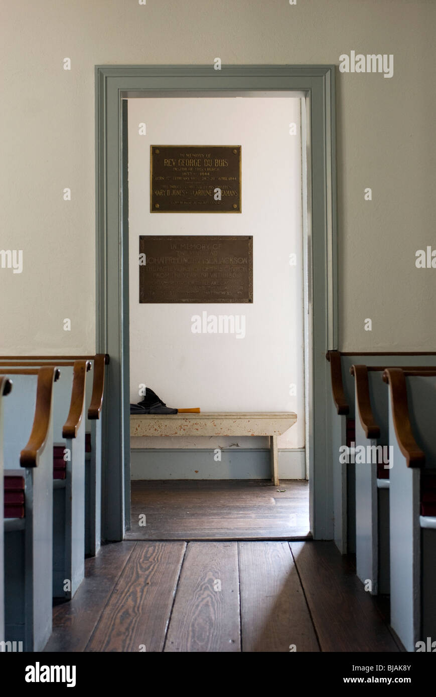 Schläfrige hohle innere alte niederländische Kirche in der Stadt verweilen Stockfoto