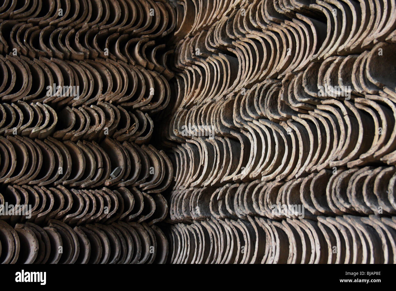 Anzeige der Handwerk-Dachziegel Stockfoto