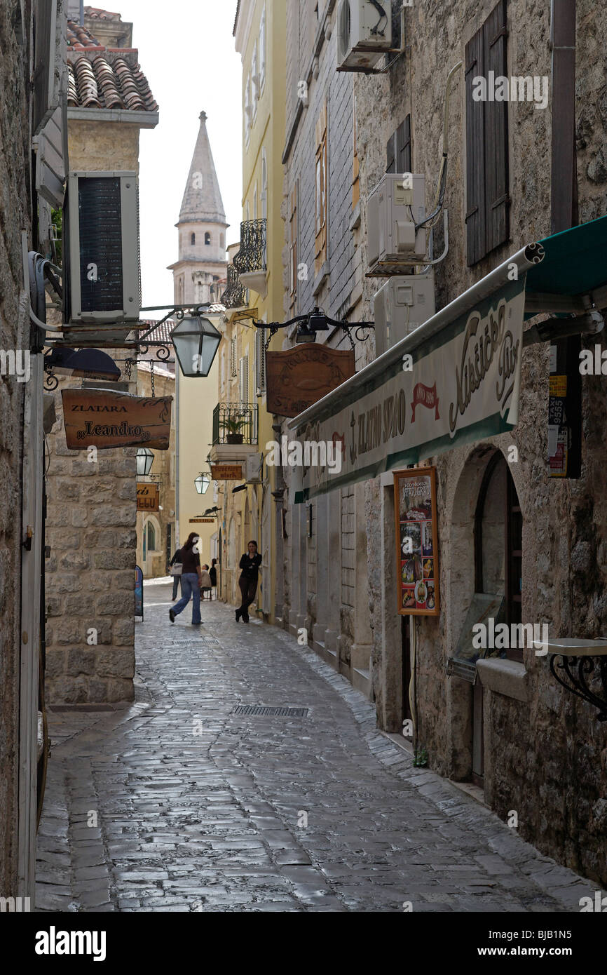 Budva, alte Stadt-Halbinsel, typische Häuser, Montenegro Stockfoto
