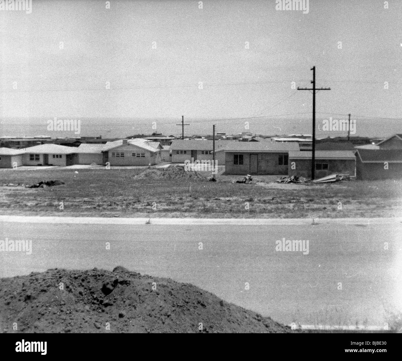 Trakt Häuser im Bau in den Südwesten der USA in den 1960er Jahren schwarzen und weißen horizontalen Stockfoto