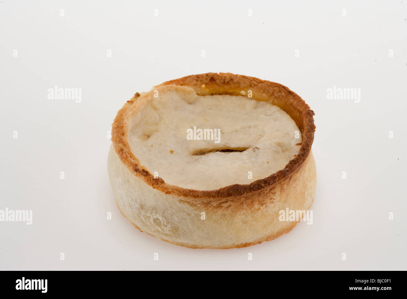 Pie, Scotch Fleischpastete auf weißem Hintergrund Stockfoto