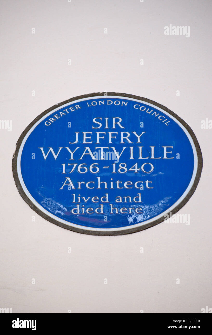 mehr London Rat blaue Plakette markiert ein Haus des Architekten und Landschaftsgestalter Sir Jeffry Wyatville, in Mayfair, London, england Stockfoto