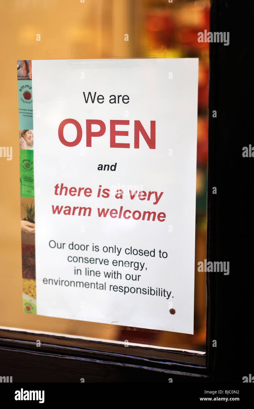 Wir sind offene Tür geschlossen, um Energie Zeichen speichern Stockfoto