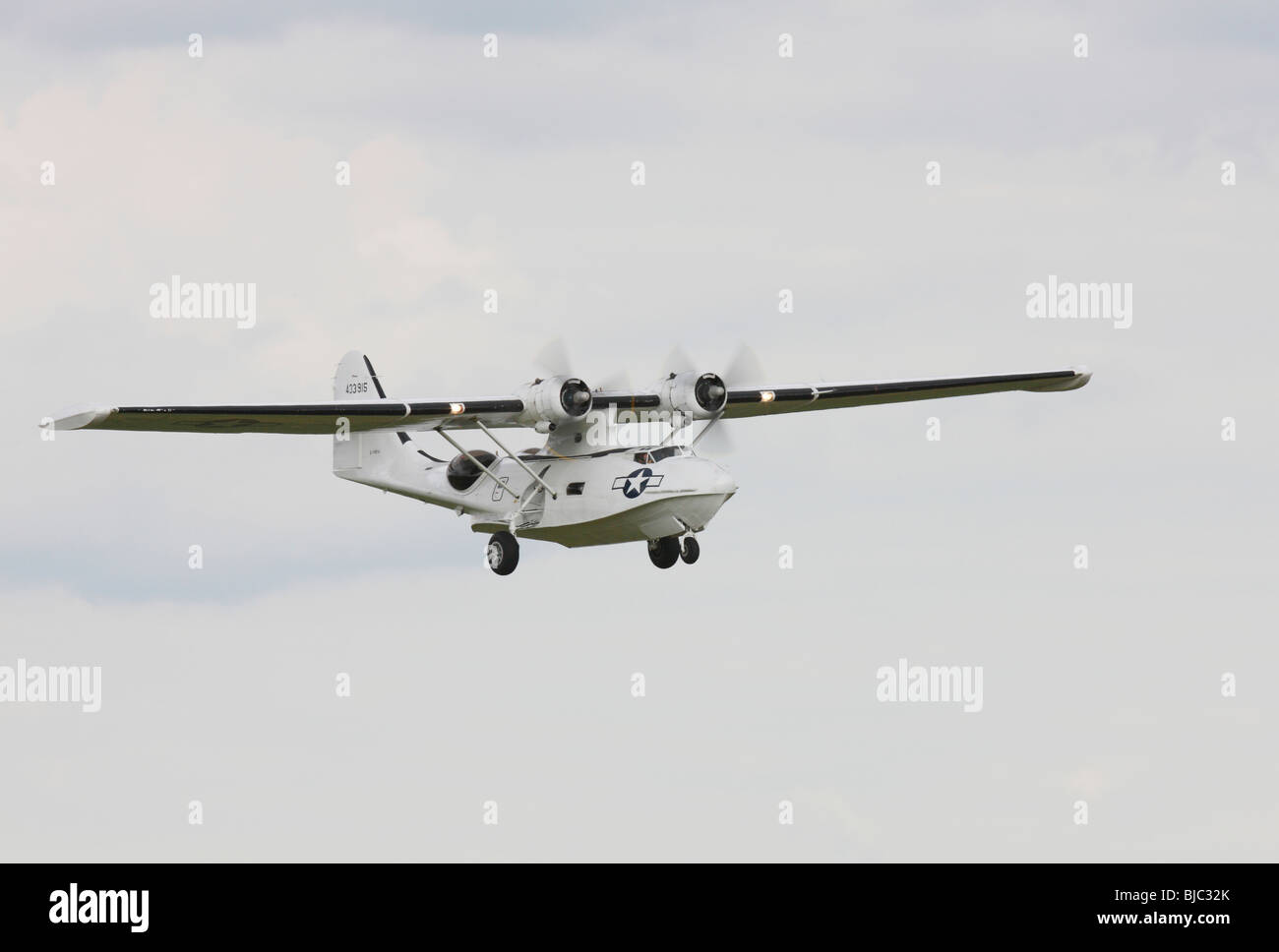 Konsolidierte PBY-5A Catalina im Endanflug in Duxford Stockfoto