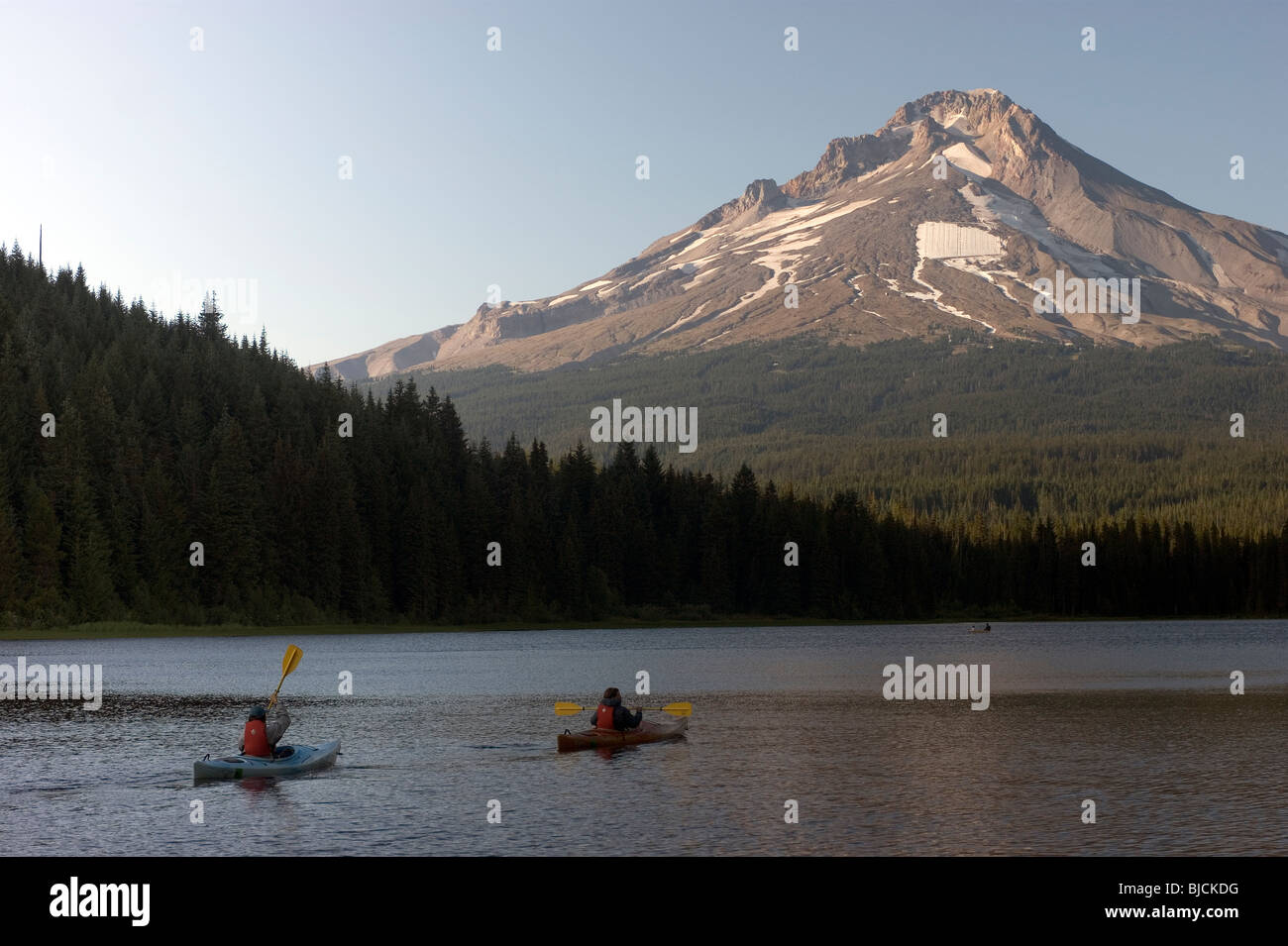 Trillium Lake Kajaks Mount Hood Oregon State USA USA Nordamerika Stockfoto