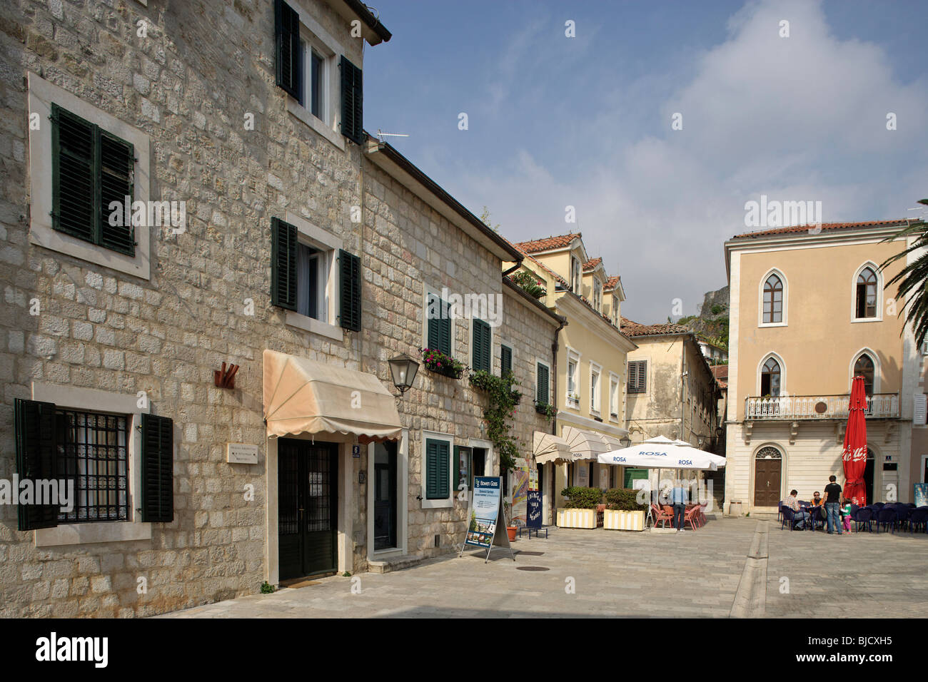 Altstädter Ring, venezianischer Architektur, Brunnen, Herceg-Novi, Montenegro Stockfoto