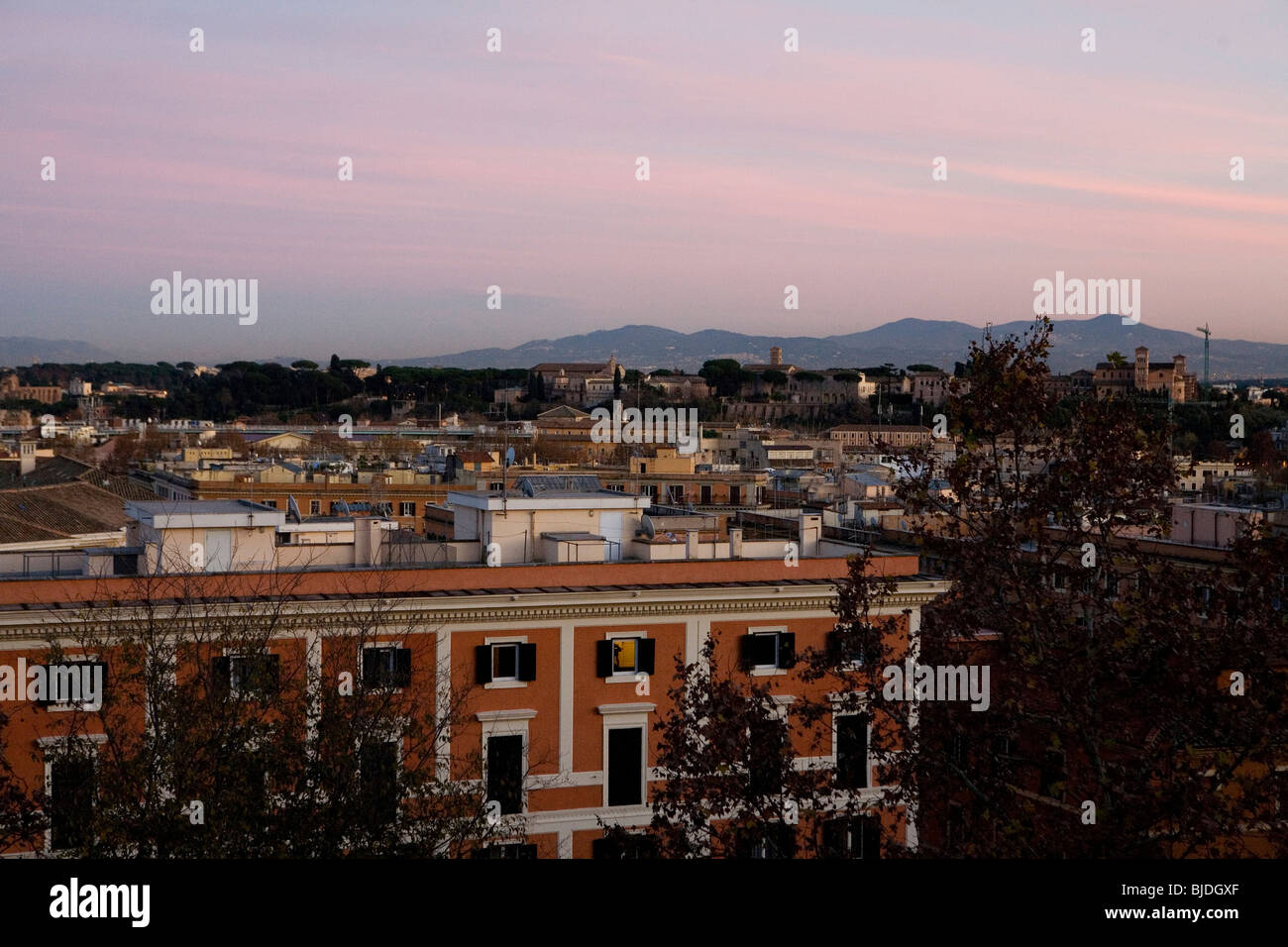 Panorama des Zentrums von Rom bei Sonnenuntergang Stockfoto