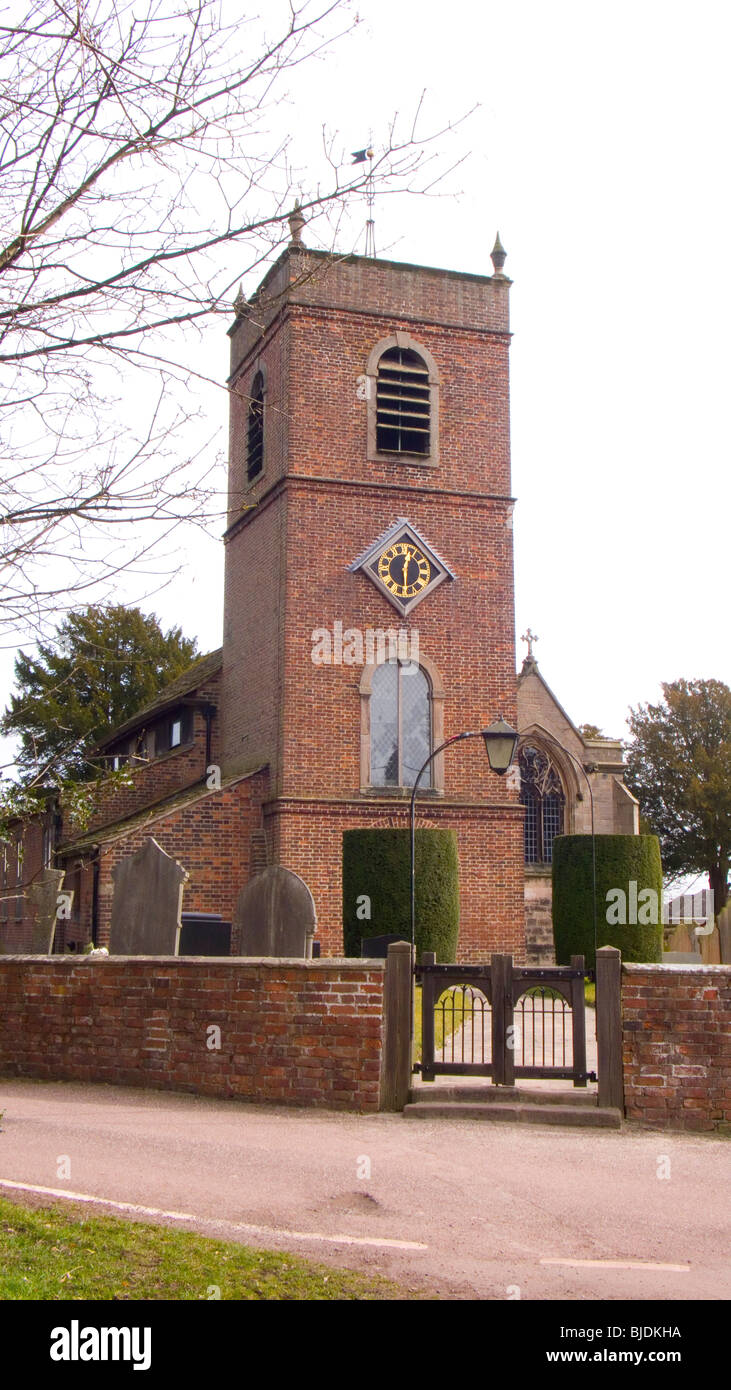 St.-Peters-Kirche in Swettenham Cheshire UK Stockfoto