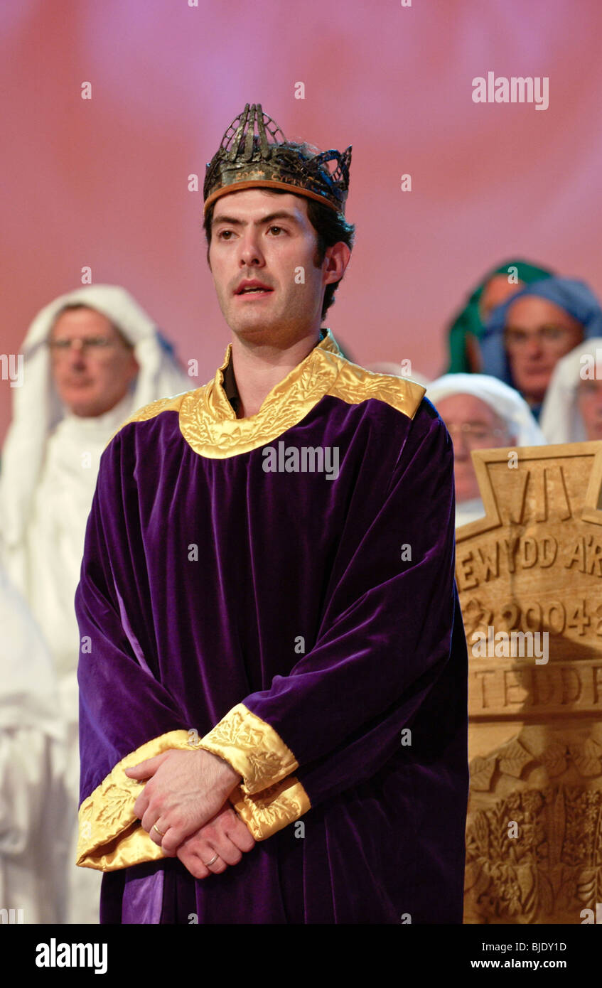 Dichter, Jason Walford Davies, gekrönt Bard am National Eisteddfod von Wales Newport Gwent South Wales UK Stockfoto Dichter, Jason Walford Davies, gekrönt Bard am National Eisteddfod von Wales Newport Gwent South Wales UK Stockfoto
