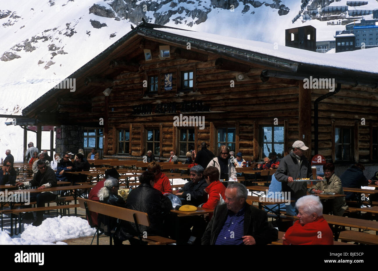 Sonnalpin Restaurant Zugspitze in der Nähe von Garmish Partenkirchen Bayern Deutschland Stockfoto