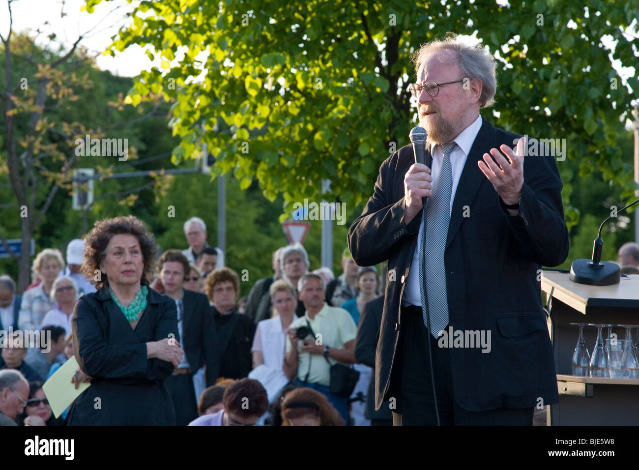 Wolfgang Thierse, vor der Uraufführung der Komposition "Vor dem Verstummen", Holocaust Mahnmal, Berlin, Deutschland, Europa Stockfoto