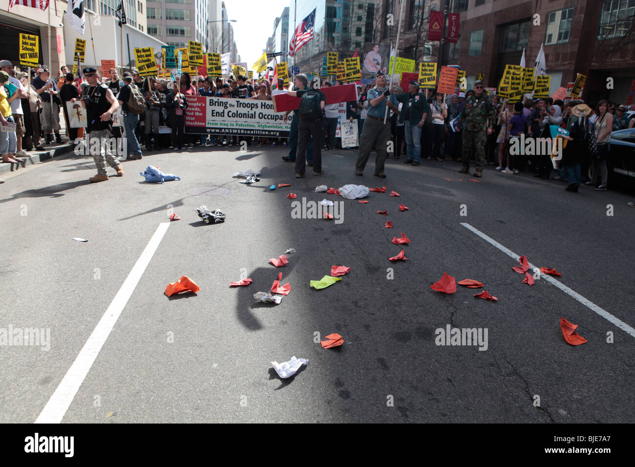 Anti-Krieg zu protestieren. Marsch auf Washington. 20. März 2010 Stockfoto