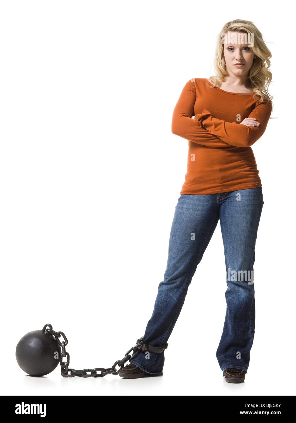 Frau mit einem Ball und Kette Stockfoto