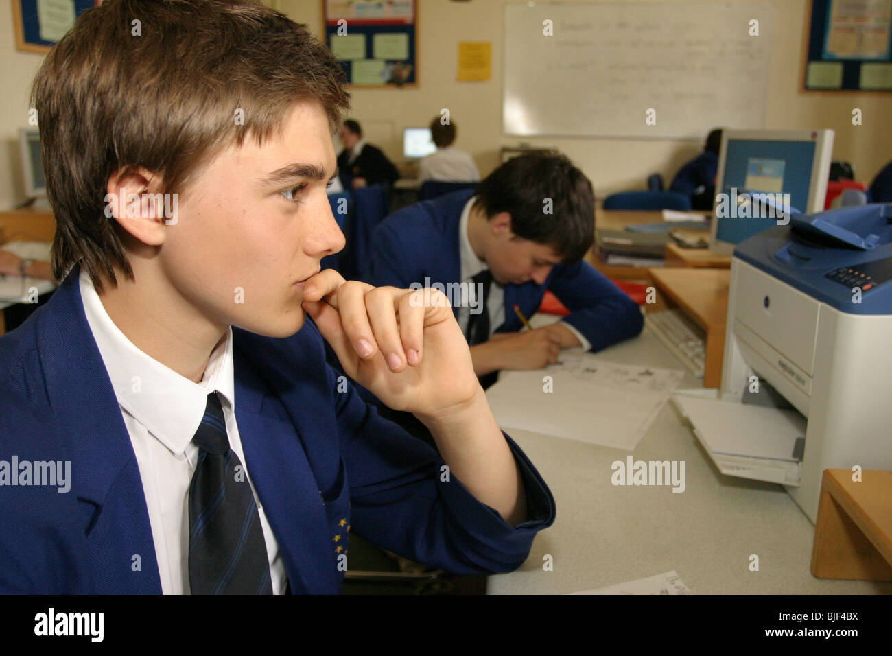 Studenten in einem Klassenzimmer Mittelschule Informations-und Telekommunikationstechnologie Stockfoto