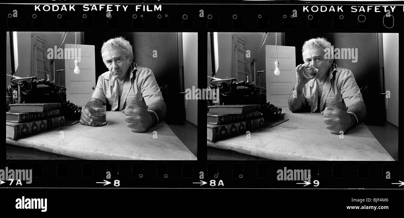 Norris Kirche Mailer und Norman Mailer, Portrait im Studio, New York City im September 1977 von Robert Belott Stockfoto