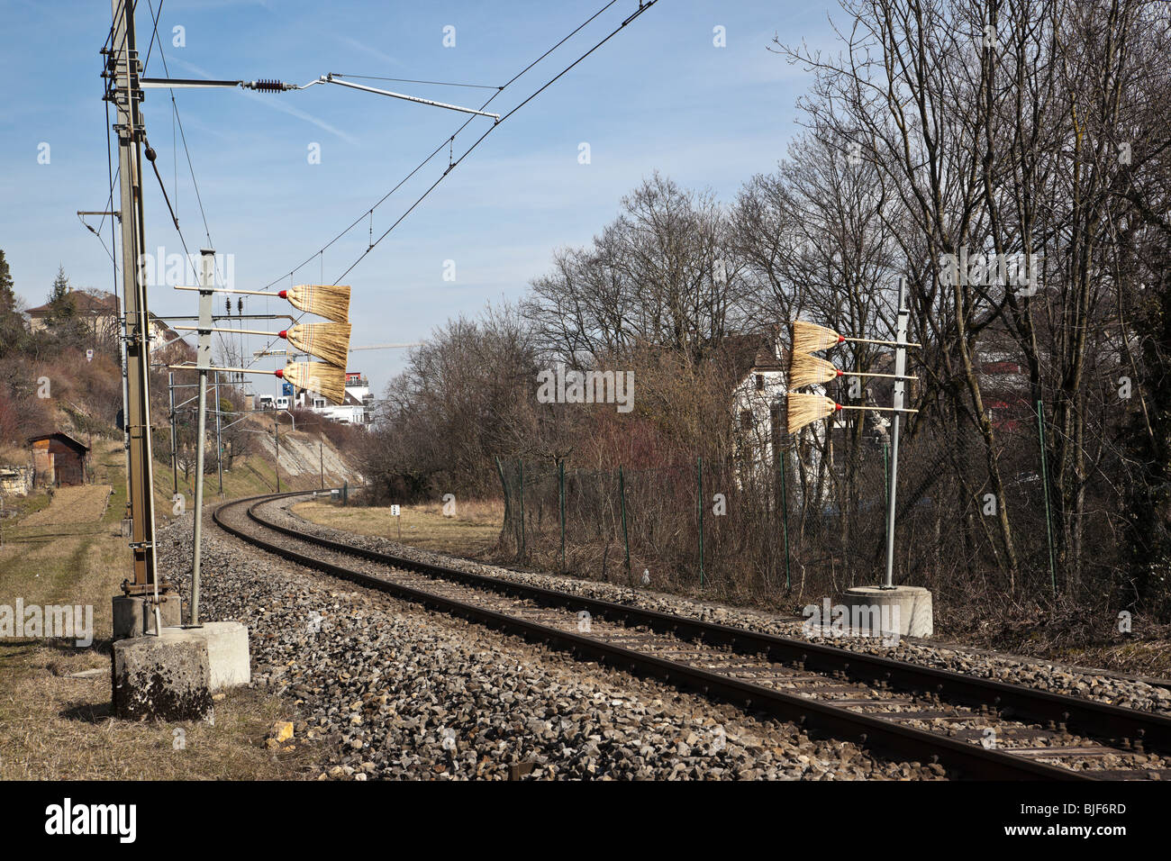 Ungewöhnliche Zug Signal in der Nähe von Neuchatel, Schweiz. Charles Lupica Stockfoto