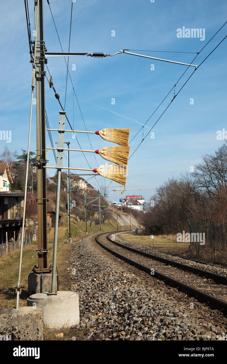 Ungewöhnliche Zug Signal in der Nähe von Neuchatel, Schweiz. Charles Lupica Stockfoto