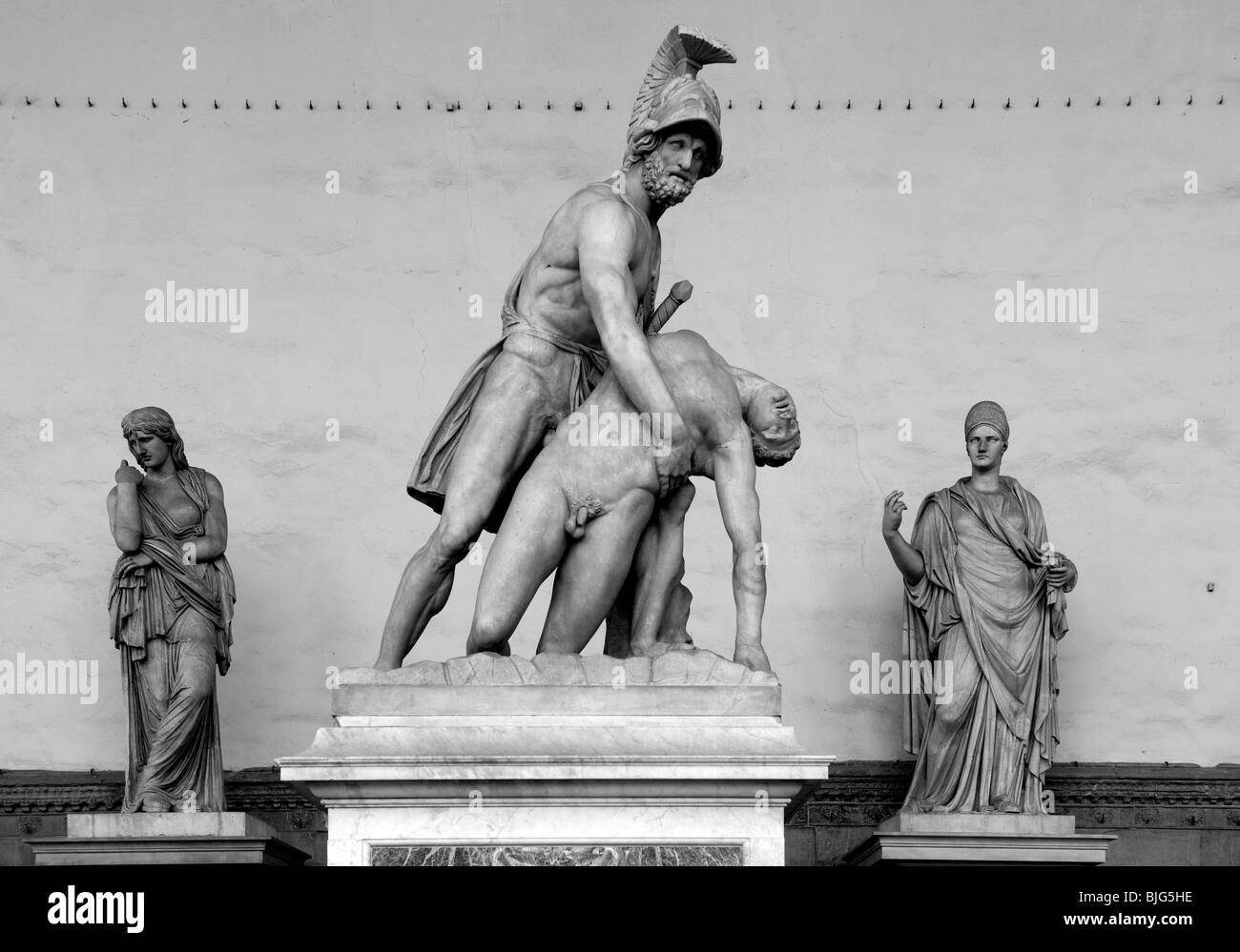 Florenz, Toskana, Italien. Statuen von L-R Barbar Gefangener "Thusnelda" Menelaos hält den Körper des Patroklos und Roman Woman " Stockfoto