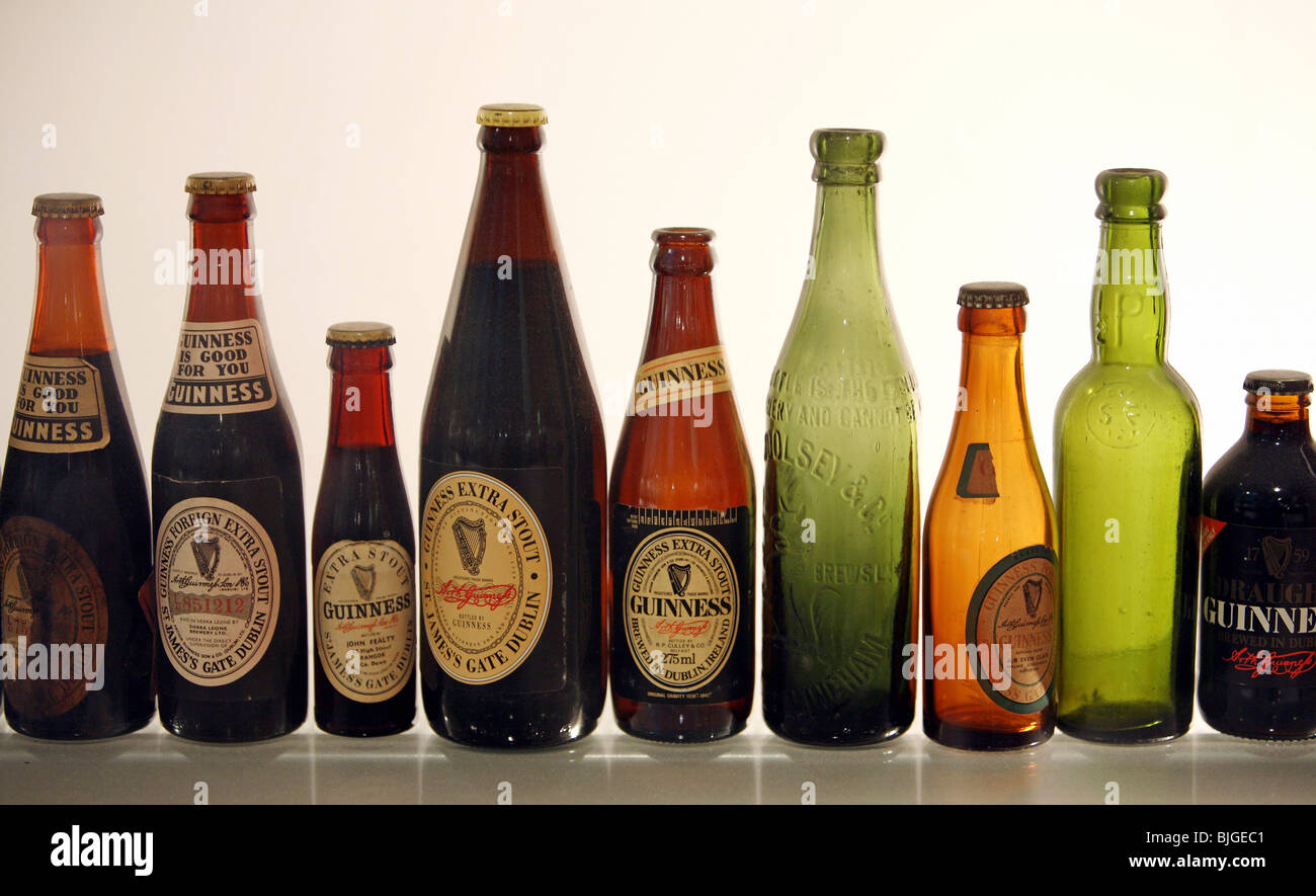 Guinness Bierflaschen Stockfoto