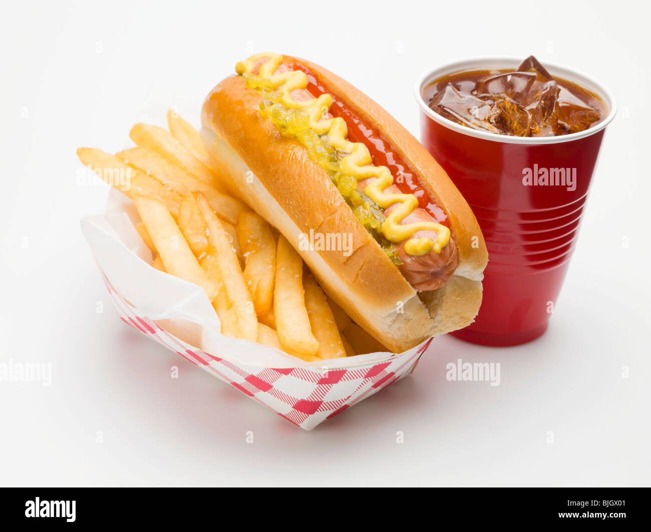 Hot Dog mit Pommes Frites und Cola- Stockfoto