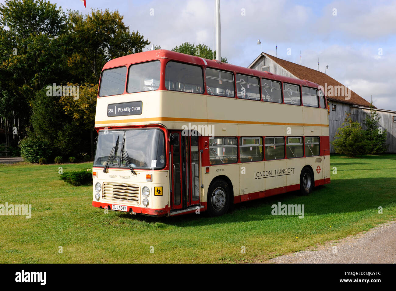 Alten Londoner Piccadilly Circus-Doppeldecker-Bus Stockfoto