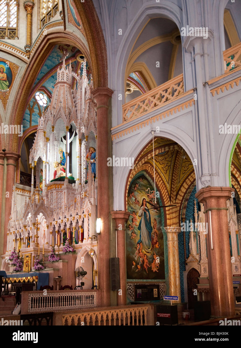 Indien, Kerala, Thrissur (Trichur), katholische Basilika Schrein von