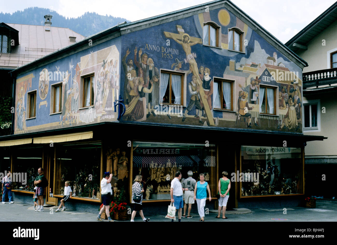 Die bayerischen Dorf Oberammergau im süddeutschen Raum, wo die einmal pro Jahrzehnt Oberammergauer Passionsspiele stattfindet Stockfoto