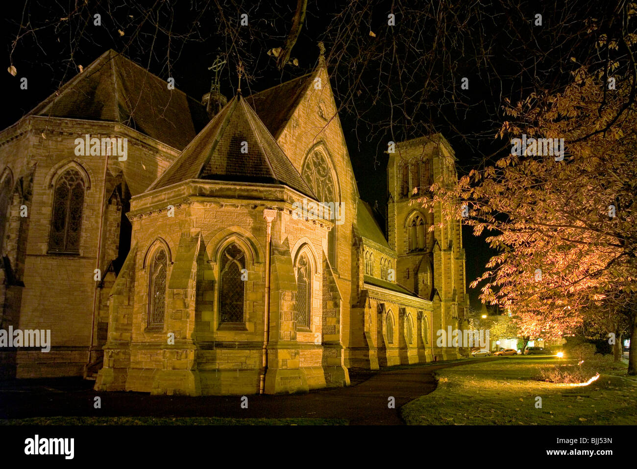 Nacht-Bild von Flutlicht Inverness Cathedral Stockfoto