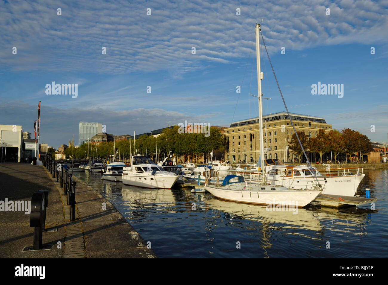 Bristol's Floating Harbour in St. Augustines Reach. Bristol, England. Stockfoto