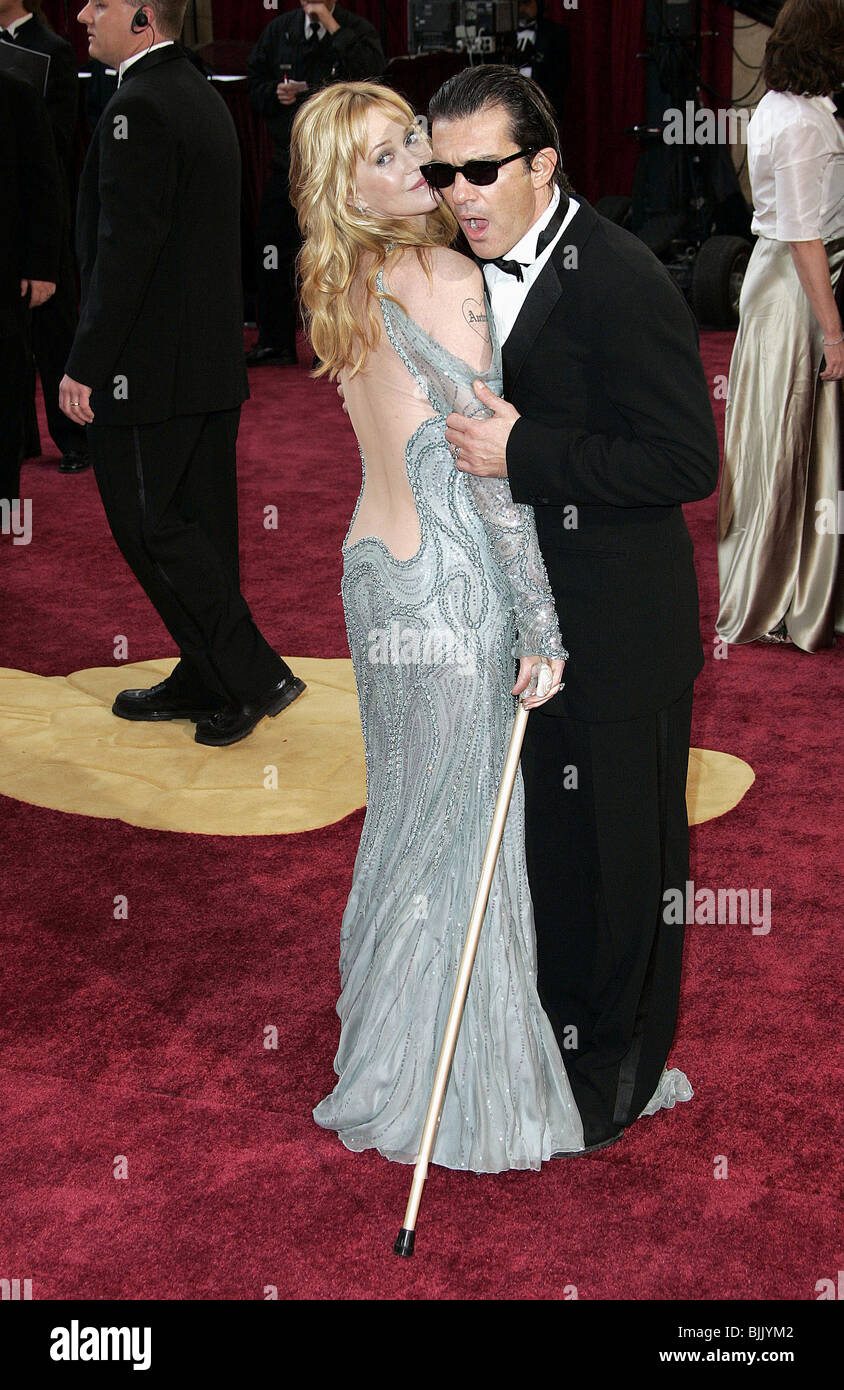 MELANIE GRIFFITH & ANTONIO BANDERAS 77TH ANNUAL ACADEMY AWARDS TH HOLLYWOOD LOS ANGELES USA 27. Februar 2005 Stockfoto