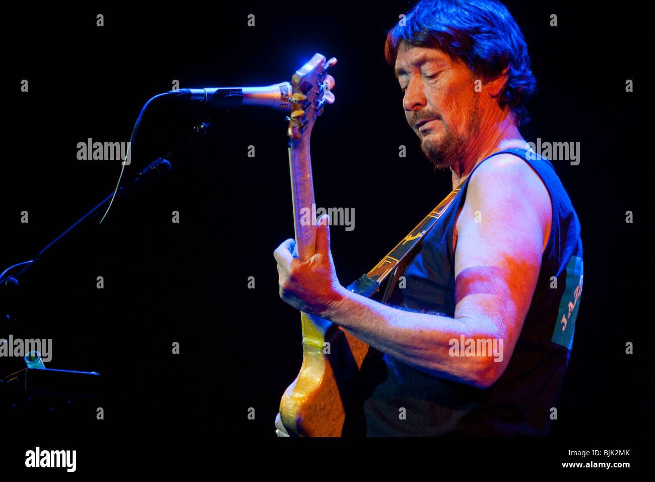 Britischer Sänger und Songwriter Chris Rea live Auftritt in der Konzerthalle im KKL in Luzern, Schweiz, Europa Stockfoto